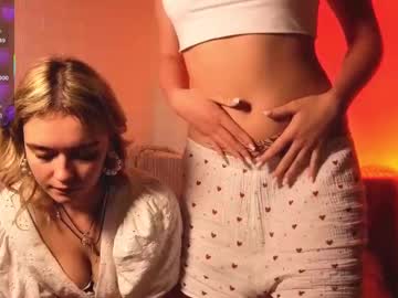 couple Cam Whores Swallowing Loads Of Cum On Cam & Masturbating with lookygood