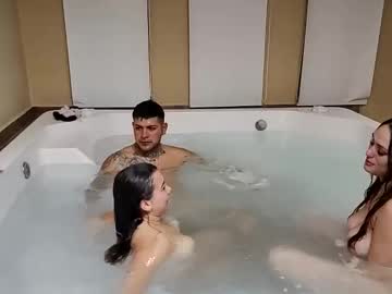 couple Cam Whores Swallowing Loads Of Cum On Cam & Masturbating with mariposa_2323