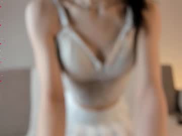 girl Cam Whores Swallowing Loads Of Cum On Cam & Masturbating with elwynagreaves