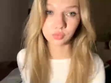 girl Cam Whores Swallowing Loads Of Cum On Cam & Masturbating with sultry_dreamer_4ever