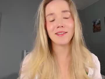 girl Cam Whores Swallowing Loads Of Cum On Cam & Masturbating with aluntick