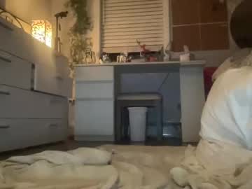 girl Cam Whores Swallowing Loads Of Cum On Cam & Masturbating with prettykitten123