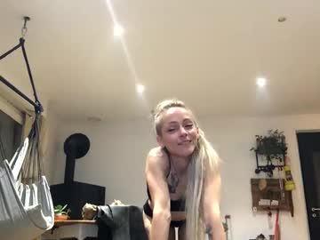 couple Cam Whores Swallowing Loads Of Cum On Cam & Masturbating with minimarybloody