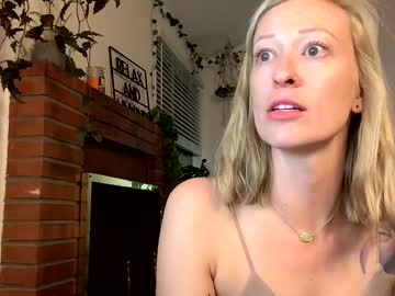 girl Cam Whores Swallowing Loads Of Cum On Cam & Masturbating with enterelectra