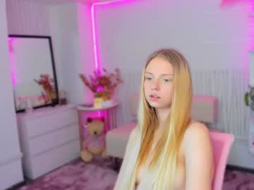 girl Cam Whores Swallowing Loads Of Cum On Cam & Masturbating with laura_sun_