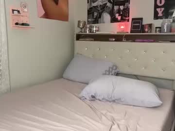 girl Cam Whores Swallowing Loads Of Cum On Cam & Masturbating with daisy_sparx