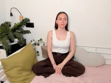 girl Cam Whores Swallowing Loads Of Cum On Cam & Masturbating with falinechaplin